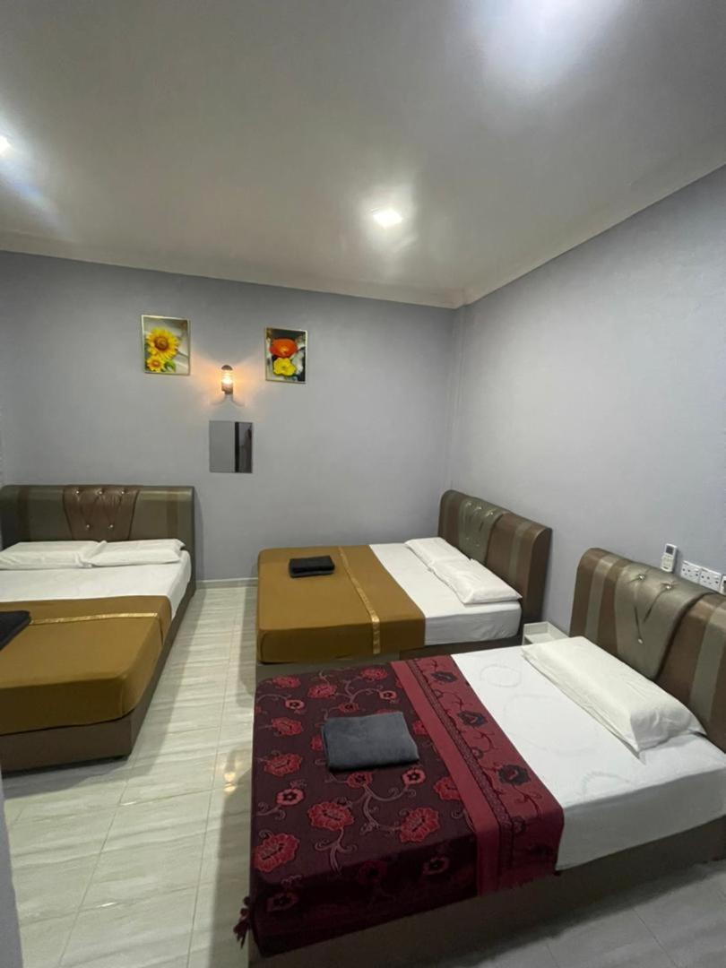 Hotel Perhentian Suria à Kampong Pasir Petani Extérieur photo