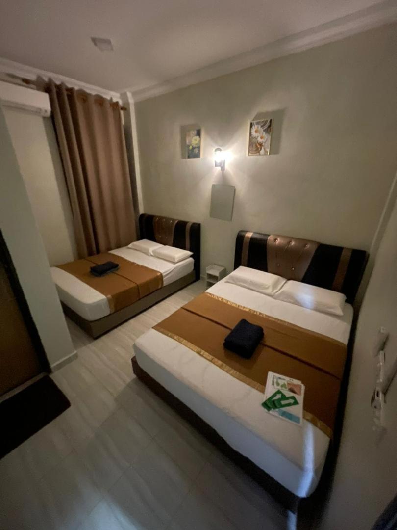 Hotel Perhentian Suria à Kampong Pasir Petani Extérieur photo
