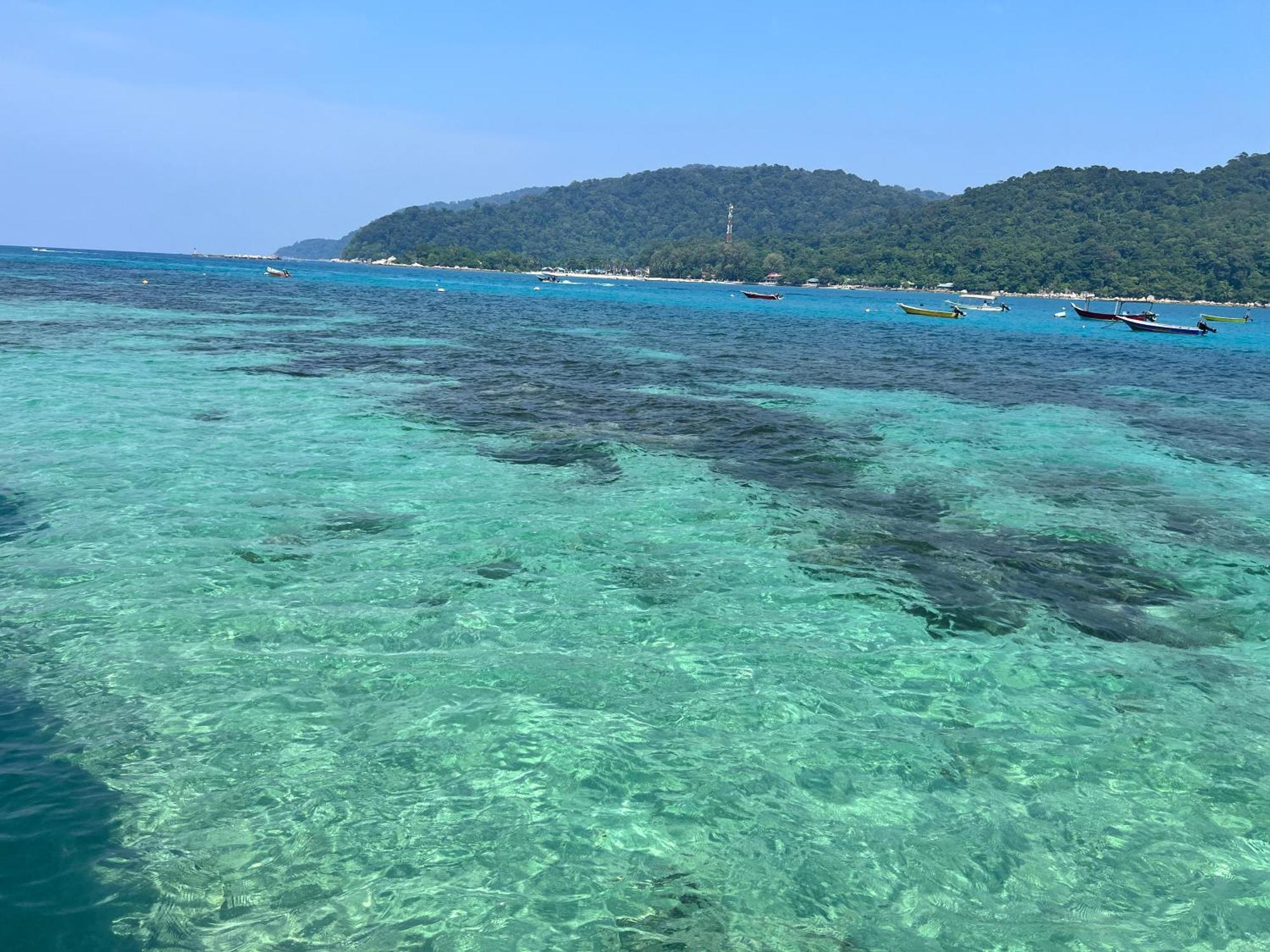 Hotel Perhentian Suria à Kampong Pasir Petani Extérieur photo
